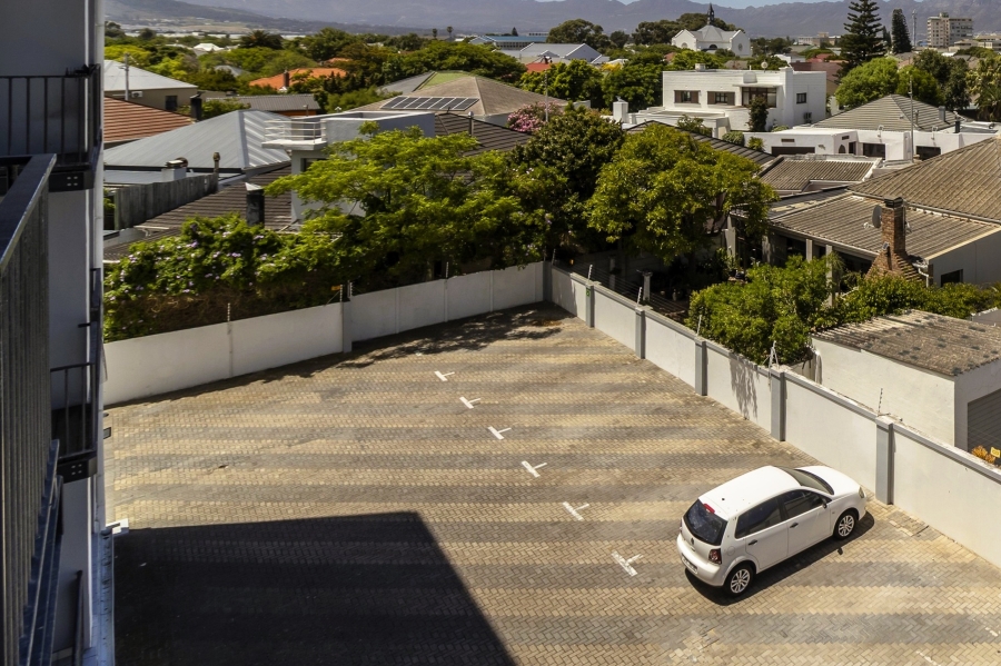 50 Bedroom Property for Sale in Strand North Western Cape